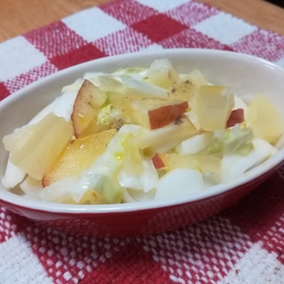 ★白菜とりんご・パイナップルのヨーグルト♡サラダ